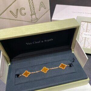 Authentic Van Cleef & Arpels 18K Gold Tiger Eye Bracelet